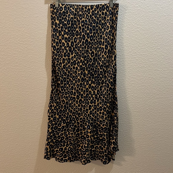 Anthropologie Maeve leopard bias midi skirt medium - Picture 6 of 7